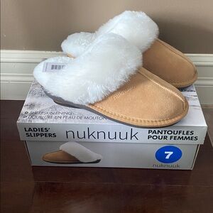 New Nuknuuk Golden Brown Women's Sheepskin Lining Slippers